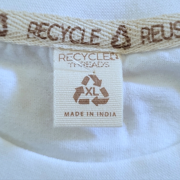 Recycled♻️Threads New York City🏙 Pizza🍕 Graphic Tee👕 - NWT - Picture 5 of 15